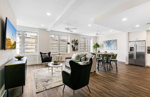 Central Business District Apartamento | Spacious Luxury: 4BR Condo Moments from French Quarter