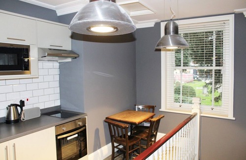 Heybridge Apartamento | Amplio apartamento de lujo en el corazón de la ciudad.