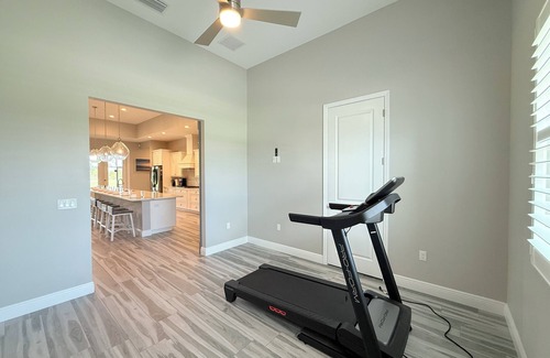 Braden River Casa | SPACIOUS LUXURY HOUSE IN MYAKKA-5 BEDROOM/6BATHROOM/PIANO WASHER/DRYER-NEAR LAKE