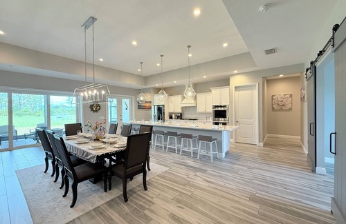 Braden River Casa | SPACIOUS LUXURY HOUSE IN MYAKKA-5 BEDROOM/6BATHROOM/PIANO WASHER/DRYER-NEAR LAKE