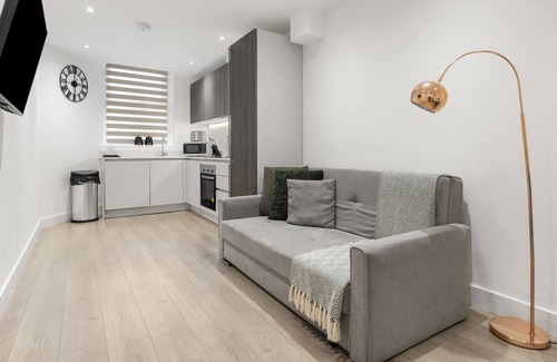 Golders Green Apartamento | Spacious Luxury King Bed - Central Location