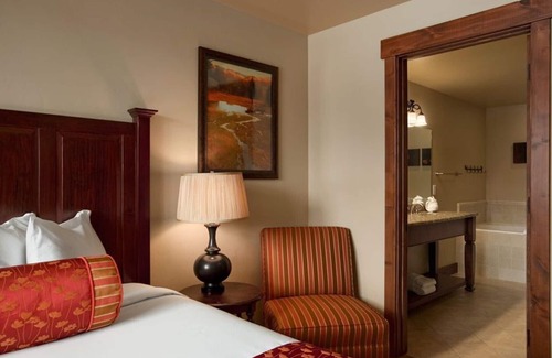 Breckenridge Cabina | Amplio lujo con dos dormitorios en el Grand Lodge at Pico 7!