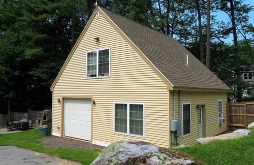 North Windham Casa | Spacious Marblehead Lodge awaits your group.