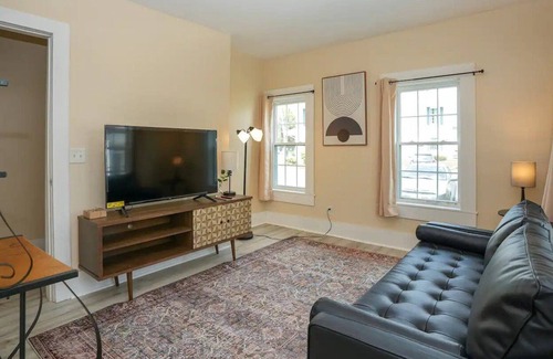 West Brookfield Apartamento | Spacious Massachusetts Apartment