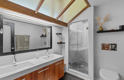 Brookfield Casa | Spacious MCM home blends elegance w/ retro charm. Includes pool, steam and sauna