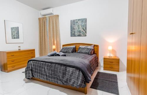 Mellieħa Heights Casa | Spacious Mellieha 3BR Apartment with Big Balcony and Prime Location