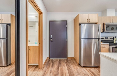 Downtown Apartamento | Spacious Modern 1BR 1BA | Downtown Redmond - 2