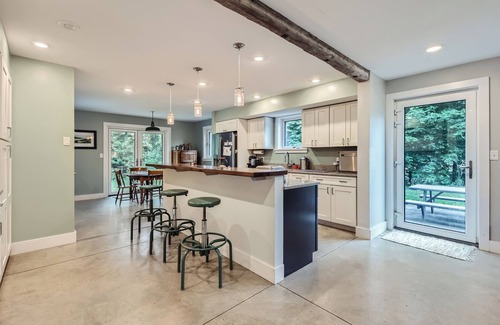 Ithaca Casa | Spacious, modern 4-BR house in serene wooded setting just minutes from downtown