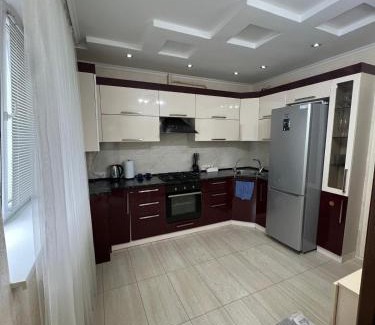 Chisinau Apartamento | Spacious Modern Apartment mins drive to City Center