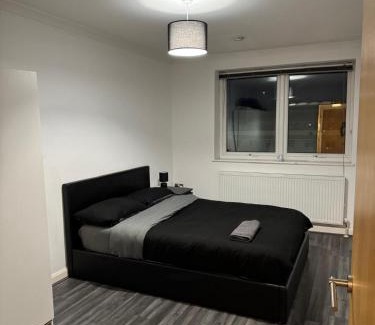 Luton Apartamento | Spacious modern flat in Luton town centre