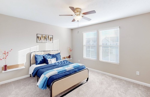 Columbus Casa | Spacious & modern home with office, enclosed backyard, & W/D - dog-friendly