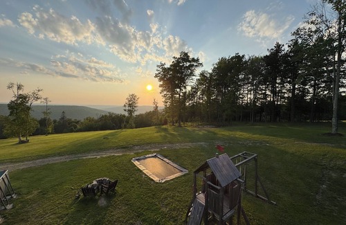 Corning Casa | Spacious modern mountain style home with beautiful western views in Corning, NY