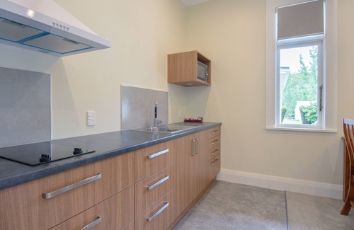 Speargrass Flat Apartamento | Spacious, Modern Studio Apartment below Coronet Peak