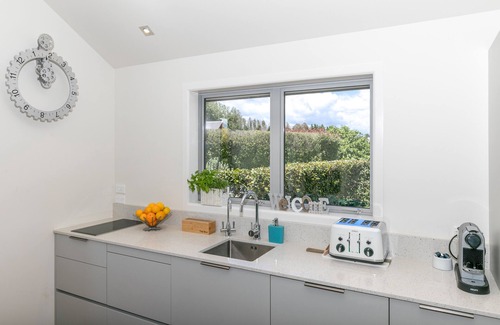Tamahere Apartamento | Amplio y moderno apartamento de dos dormitorios