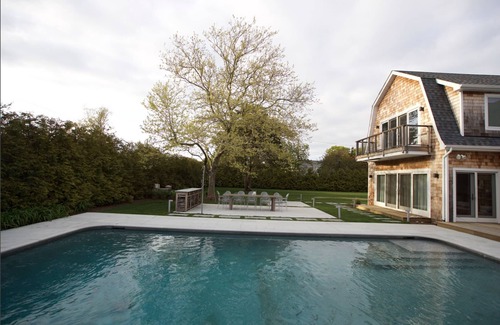 Westhampton Casa | Amplia y moderna casa de lujo con piscina / camino privado / muelle