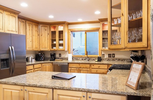 Summit Park Cabina | Spacious Mountain Chalet - Park City, Game Room, Near 7 Ski Resorts, 4 Balconies
