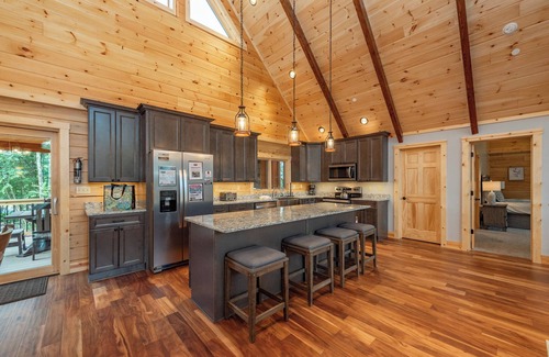 McHenry Casa | Spacious Mountain Lodge w/ Hot Tub & Fire Pit
