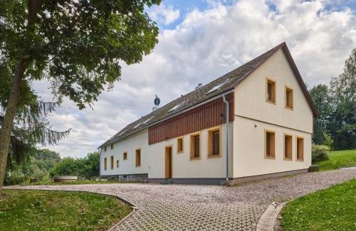 Lampertice Casa | Spacious Mountain Retreat, cleaning included