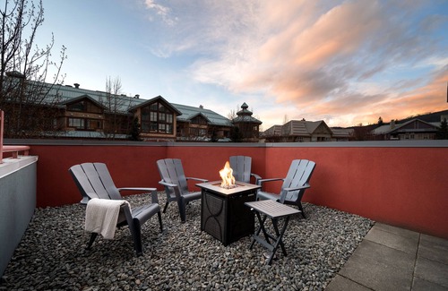 Whistler Village Apartamento | Spacious Mountainside Penthouse Suite