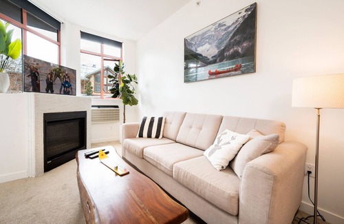 Whistler Village Apartamento | Spacious Mountainside Penthouse Suite