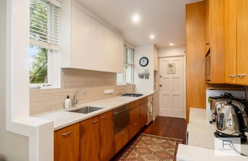 Mount Eden Apartamento | Spacious Mt Eden Apartment