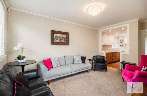 Mount Eden Apartamento | Spacious Mt Eden Apartment