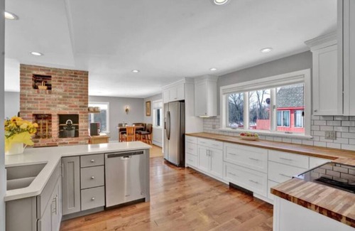 Stowe Hollow Casa | Spacious Mtn Getaway, Breathtaking Views, 5 Min to Town