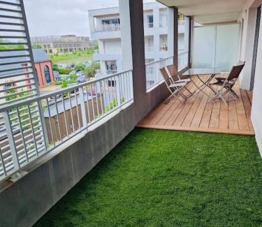 La Courrouze Apartamento | Spacious Near Center Terrace et Parking