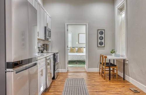 Benton Park Casa | Spacious, NEW 1 BD 1 BA Apt
