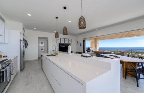 Cabo San Lucas Apartamento | Spacious New 3BR Condo at Tramonti plus Resort Access