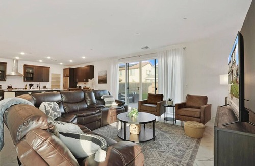 Lodi Casa | Spacious New 5BR Near Wineries