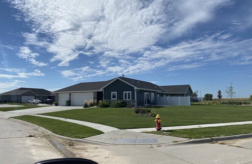 Kearney Casa | Spacious new home with a country feel.