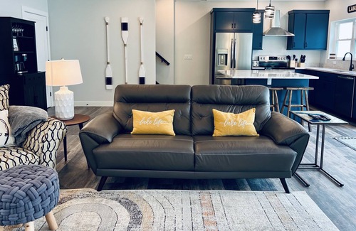 Town of Milo Casa | Spacious new house on the east side of Keuka Lake perfect for your next getaway.