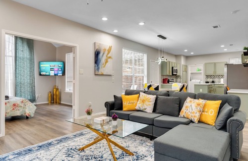 Rowlett Casa | Spacious Newly remodeled 5BA 3BA central location