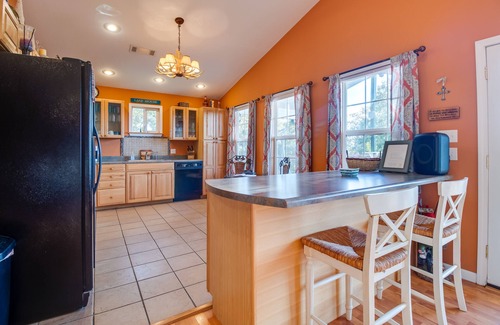 Mountain Home Casa | Spacious Norfork Lake Home: Game Room + Views!