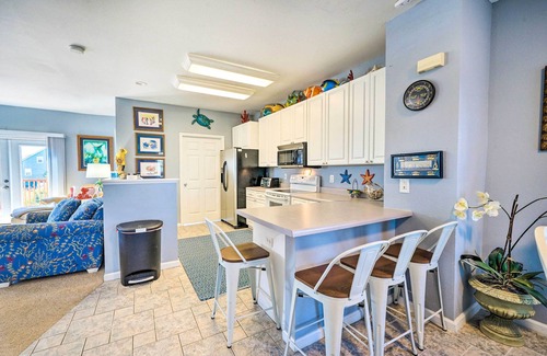 North Topsail Beach Cabaña | Spacious North Topsail Family Home With 2 Decks