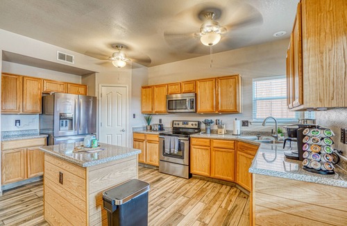 Northeast El Paso Casa | Spacious family & Pet friendly Home with Amazing Outdoor Pool and Spa
