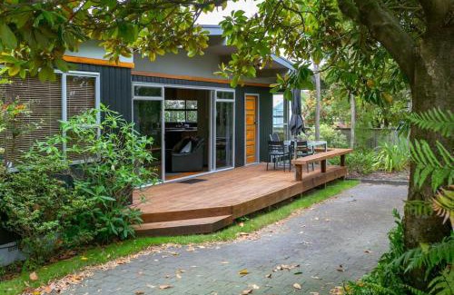 Nukuhau Casa | Spacious Nukuhau Stay Near Town With Parking and Comfort