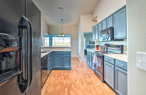 Ocala Casa | Spacious Ocala Home w/ Lanai & Private Pool!