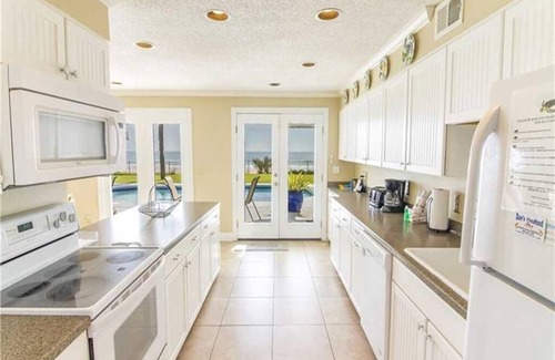 Sawgrass Casa | Spacious oceanfront home with pool!