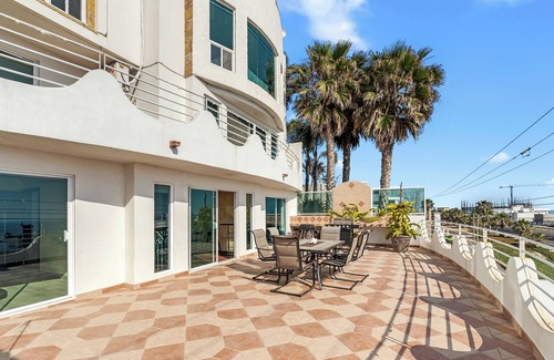 Playas de Tijuana Casa | Spacious Oceanview Villa – Near Rosarito, Gated, Patios, Fire Pit & BBQ!