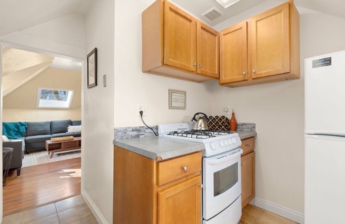 Old Town West Casa | Spacious Old Town Home Walk to Dining & Culture!