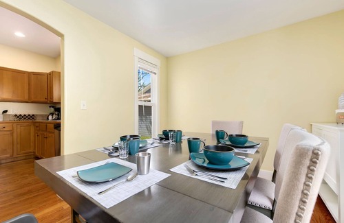 Old Town West Casa | Spacious Old Town Home Walk to Dining & Culture!