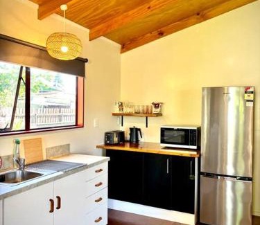 Takaka Casa | Spacious one bedroom guesthouse close to town