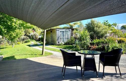 Takaka Casa | Spacious one bedroom guesthouse close to town