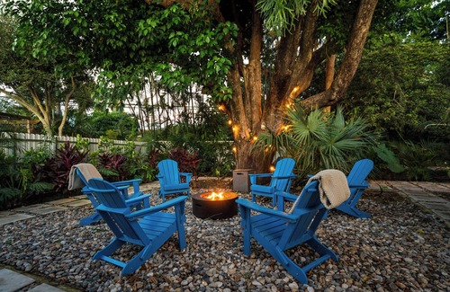 Lake Clarke Shores Casa | Spacious Palm Beach Paradise with Heated Pool and Backyard Games