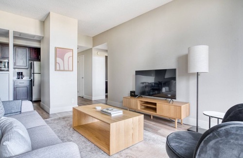 University South Apartamento | Spacious Palo Alto 1BR w/ Gym, Pool & Lounge, nr tech HQs, by Blueground