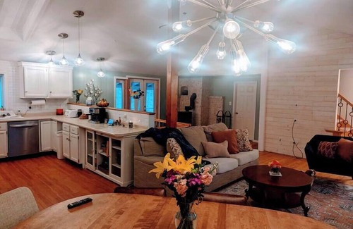 Nottingham Casa | Spacious Pawtuckaway Getaway