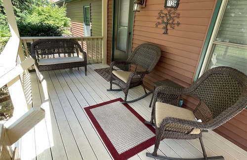 St. Helen Casa | Spacious, peaceful home away from home...snow or sun!