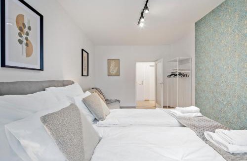 Penzing Apartamento | Spacious & Peaceful 2 BR Apartment